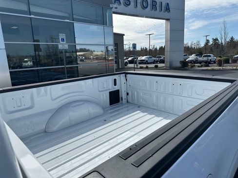 Used 2024 Ford F150 XLT w/ FX4 Off-Road Package image 21