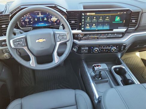 New 2026 Chevrolet Silverado 1500 LTZ w/ LTZ Premium Package image 10