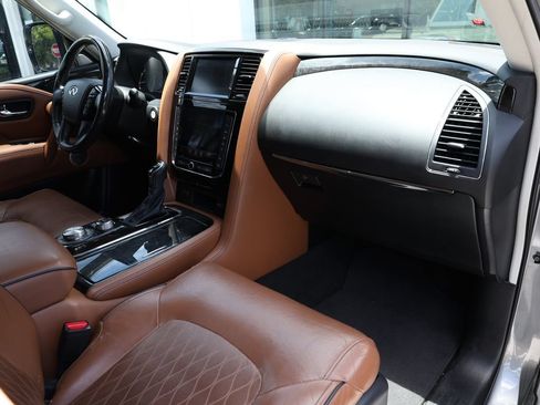 Used 2020 INFINITI QX80 Limited AWD/4WD image 24