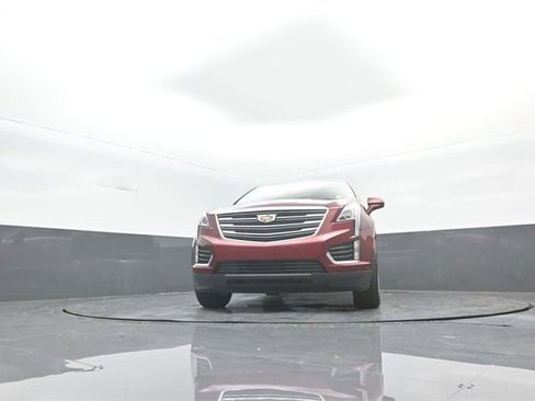 Used 2018 Cadillac XT5 Luxury w/ Driver Awareness Package image 29