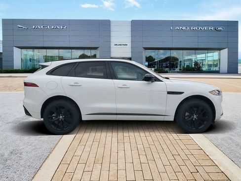 Used 2026 Jaguar F-PACE R-Dynamic S AWD/4WD image 4