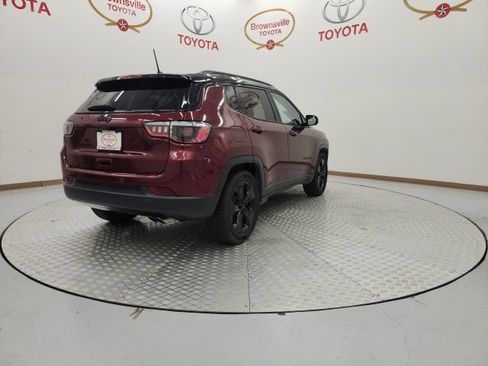 Used 2021 Jeep Compass Latitude w/ Sun and Sound Group FWD image 8