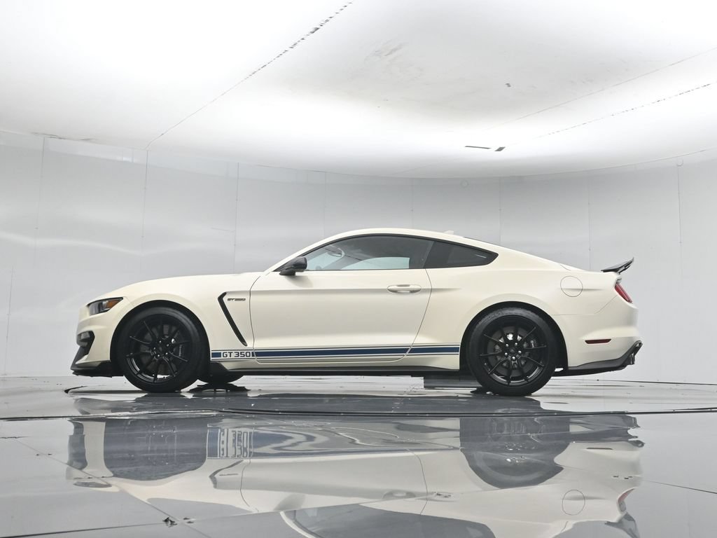 Certified 2020 Ford Mustang Shelby GT350 w/ Technology Package RWD image 7