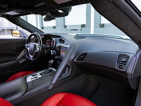 Used 2017 Chevrolet Corvette Z06 image 24