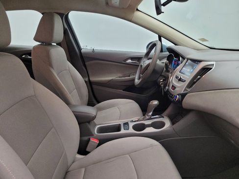 Used 2017 Chevrolet Cruze LS FWD image 21