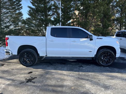 Used 2023 Chevrolet Silverado 1500 RST w/ Z71 Off-Road Package image 11