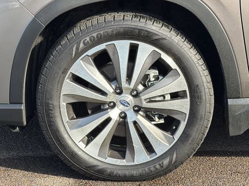 Used 2021 Subaru Ascent Limited w/ Technology Package image 27