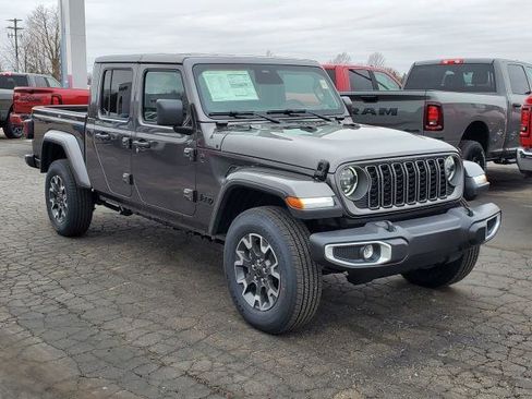 New 2026 Jeep Gladiator Sport AWD/4WD image 2