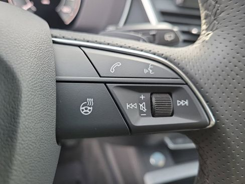 Used 2024 Audi Q5 e Prestige w/ Prestige Package AWD/4WD image 28