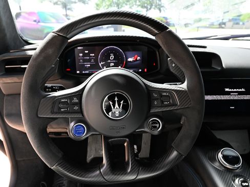 Used 2023 Maserati MC20 Coupe RWD image 30