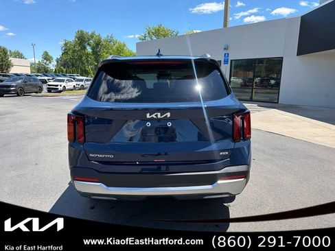 New 2026 Kia Sorento S w/ S Panoramic Sunroof Package AWD/4WD image 9
