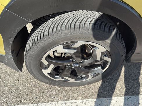 Used 2022 Subaru Crosstrek 2.5i Limited w/ Moonroof Package 2 image 6