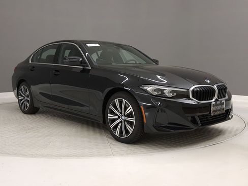 New 2026 BMW 330i Sedan w/ Convenience Package image 5