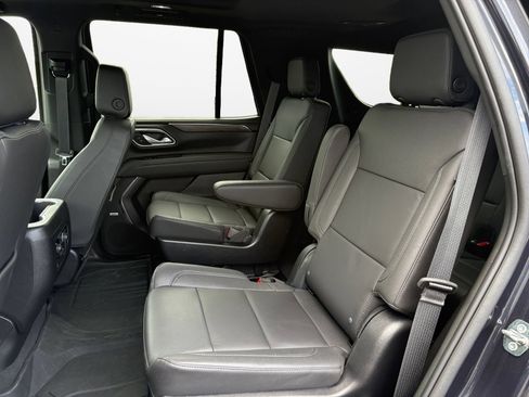 Used 2023 Chevrolet Tahoe Z71 w/ Z71 Off-Road Package AWD/4WD image 15