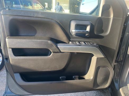 Used 2018 Chevrolet Silverado 1500 LT RWD image 16