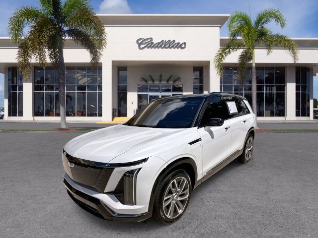 Certified 2026 Cadillac Vistiq Sport AWD/4WD image 1