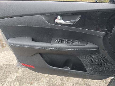 Used 2023 Kia Forte GT-Line image 24