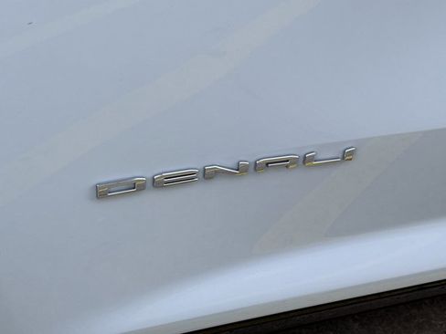 New 2026 GMC Acadia Denali w/ Super Cruise Package image 15