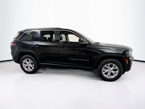 Used 2023 Jeep Grand Cherokee Limited image 4