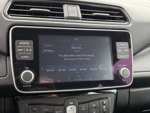 Used 2025 Nissan Leaf SV Plus image 19