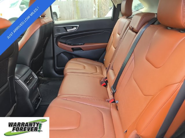 Used 2019 Ford Edge Titanium w/ Equipment Group 301A FWD image 13