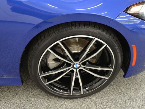 Used 2024 BMW 330i Sedan w/ M Sport Package RWD image 43