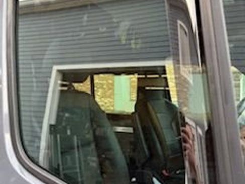 Used 2021 Mercedes-Benz Sprinter 2500 image 25