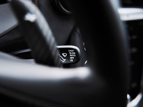 Used 2024 McLaren 750S image 52