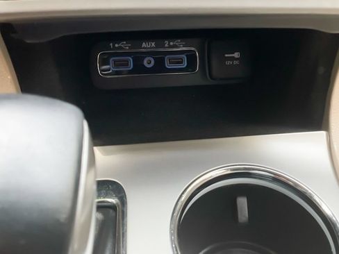 Used 2019 Jeep Grand Cherokee Limited AWD/4WD image 26