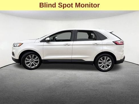 Used 2019 Ford Edge Titanium w/ Cold Weather Package AWD/4WD image 5