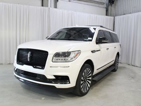 Used 2019 Lincoln Navigator L Reserve w/ Cargo Package AWD/4WD image 37