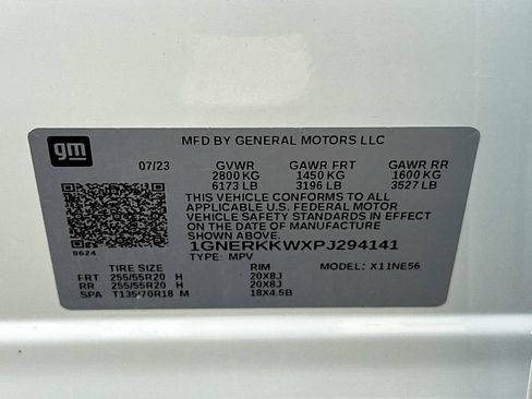 Used 2023 Chevrolet Traverse Premier w/ LPO, Floor Liner Package FWD image 27