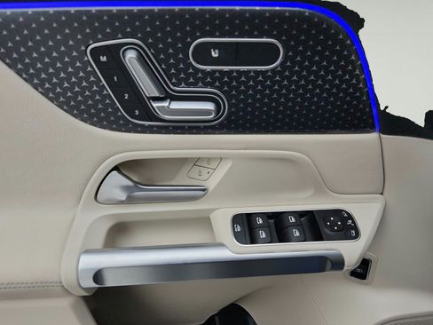 Certified 2026 Mercedes-Benz GLB 250 image 23