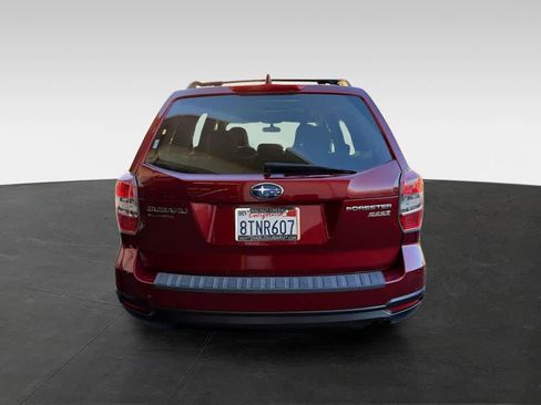 Used 2016 Subaru Forester 2.5i Premium w/ All-Weather Package AWD/4WD image 5
