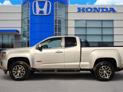 Used 2018 GMC Canyon All Terrain w/ Trailering Package image 3