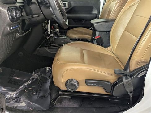 Used 2023 Jeep Wrangler Unlimited Sahara w/ Cold Weather Group image 11