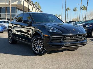 Used 2021 Porsche Cayenne Base video 1