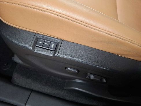 Used 2019 Buick Encore Essence w/ Experience Buick Package image 11