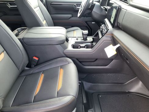 New 2026 GMC Sierra 1500 AT4 w/ AT4 Premium Package AWD/4WD image 10