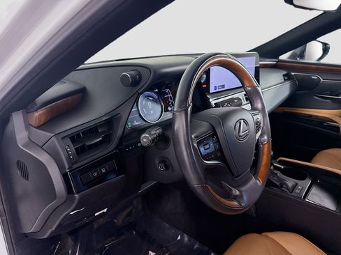 Used 2024 Lexus ES 300h Ultra Luxury image 23