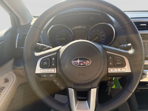 Used 2017 Subaru Outback 2.5i Premium image 20