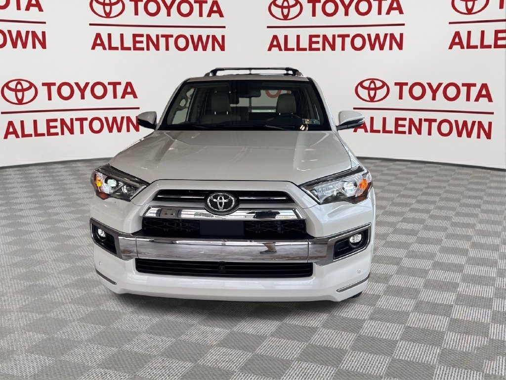 Used 2022 Toyota 4Runner Limited AWD/4WD image 19