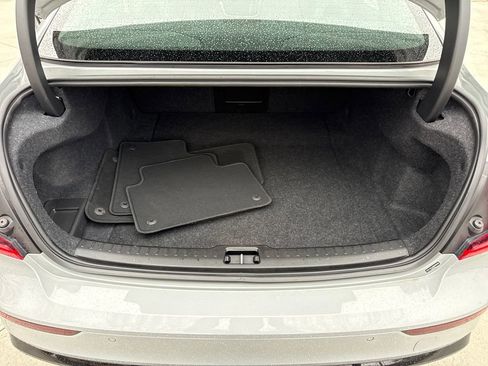 Used 2025 Volvo S60 B5 Core image 27