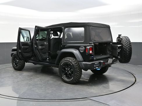 Used 2023 Jeep Wrangler Unlimited AWD/4WD image 49