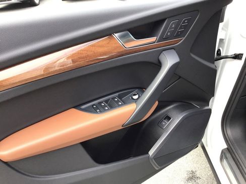 Certified 2023 Audi Q5 2.0T Premium w/ Convenience Package AWD/4WD image 31