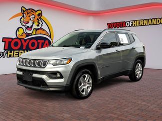 Used 2022 Jeep Compass Latitude w/ Convenience Group FWD video 1
