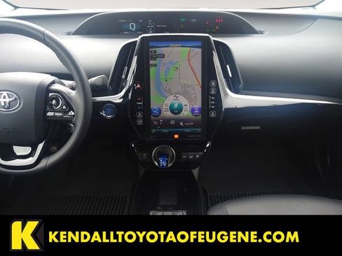 Used 2021 Toyota Prius Prime Limited image 11