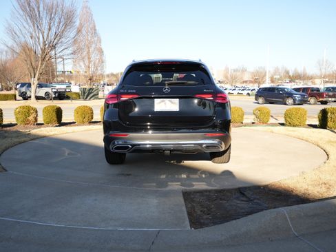 New 2026 Mercedes-Benz GLC 300 4MATIC image 6