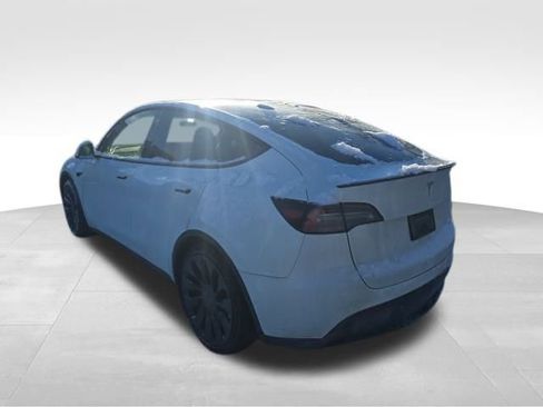 Used 2022 Tesla Model Y Performance image 4