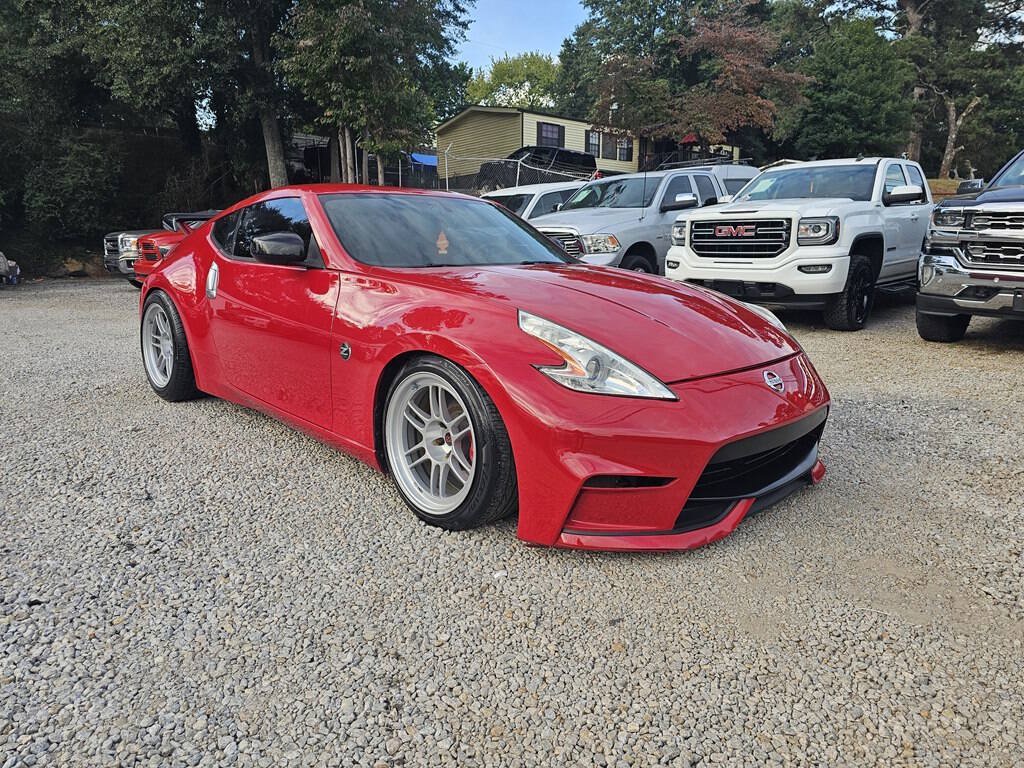 Used 2017 Nissan 370Z Coupe RWD image 6